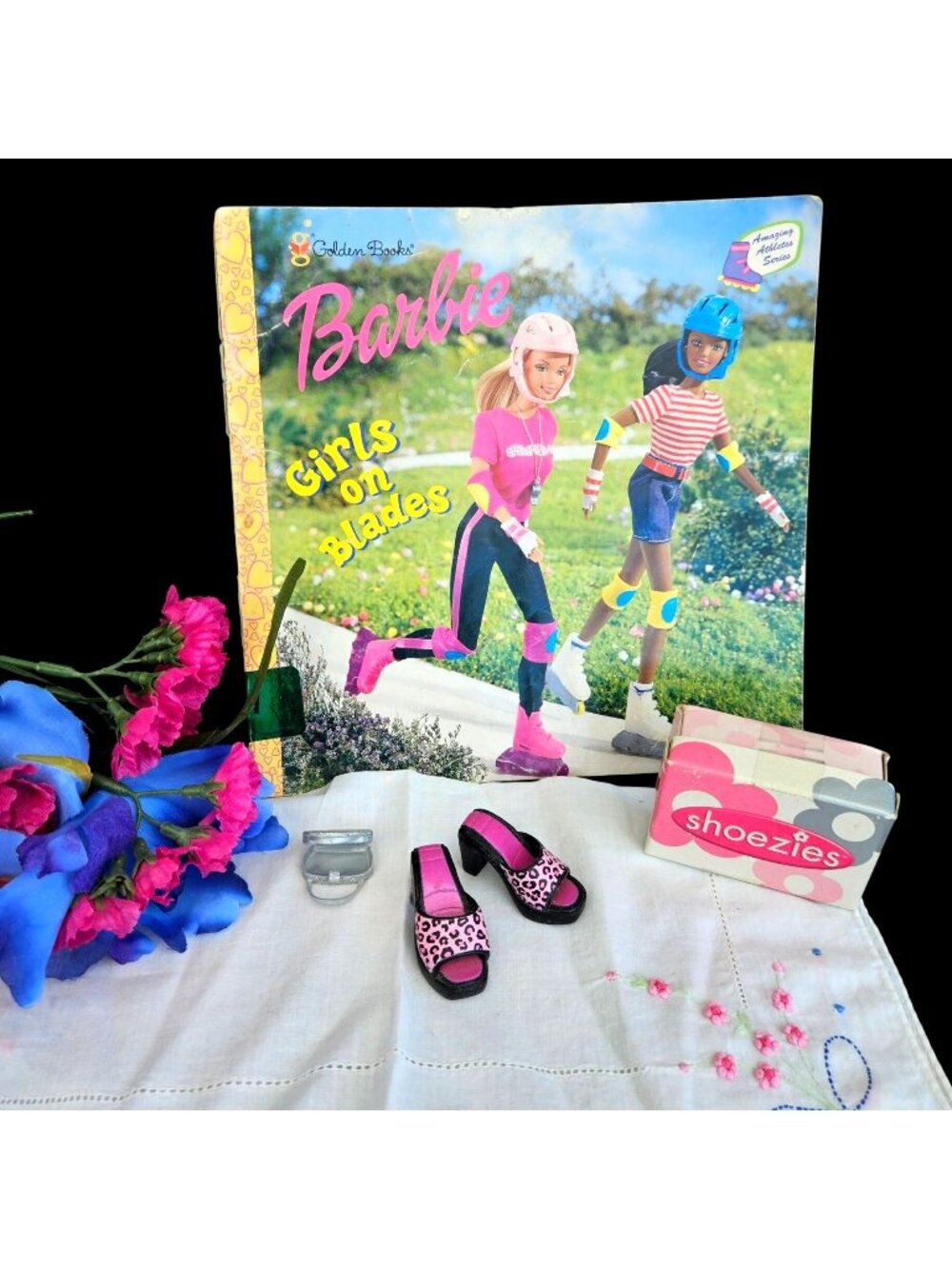 Y2K Barbie Instant Vintage Collection Book Shoezies Hankie Flowers 2000 - Picture 1 of 16
